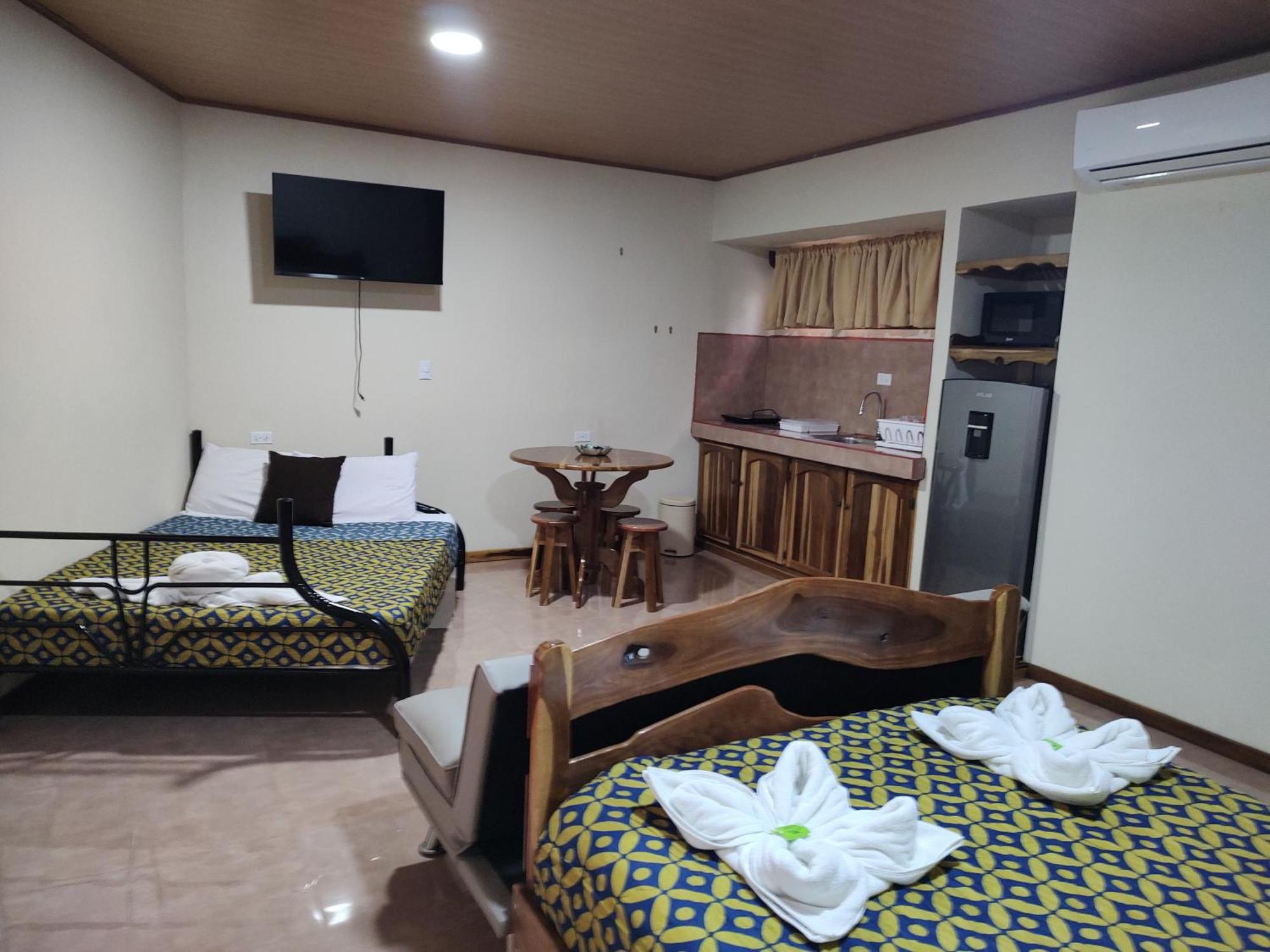Cool Waters Jungle Villas อูวีตา ภายนอก รูปภาพ
