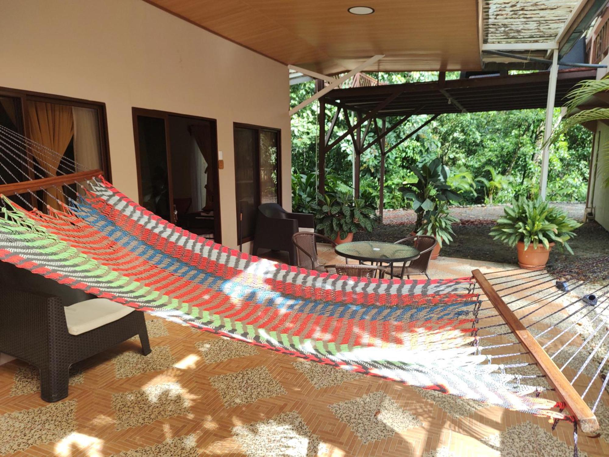 Cool Waters Jungle Villas อูวีตา ภายนอก รูปภาพ